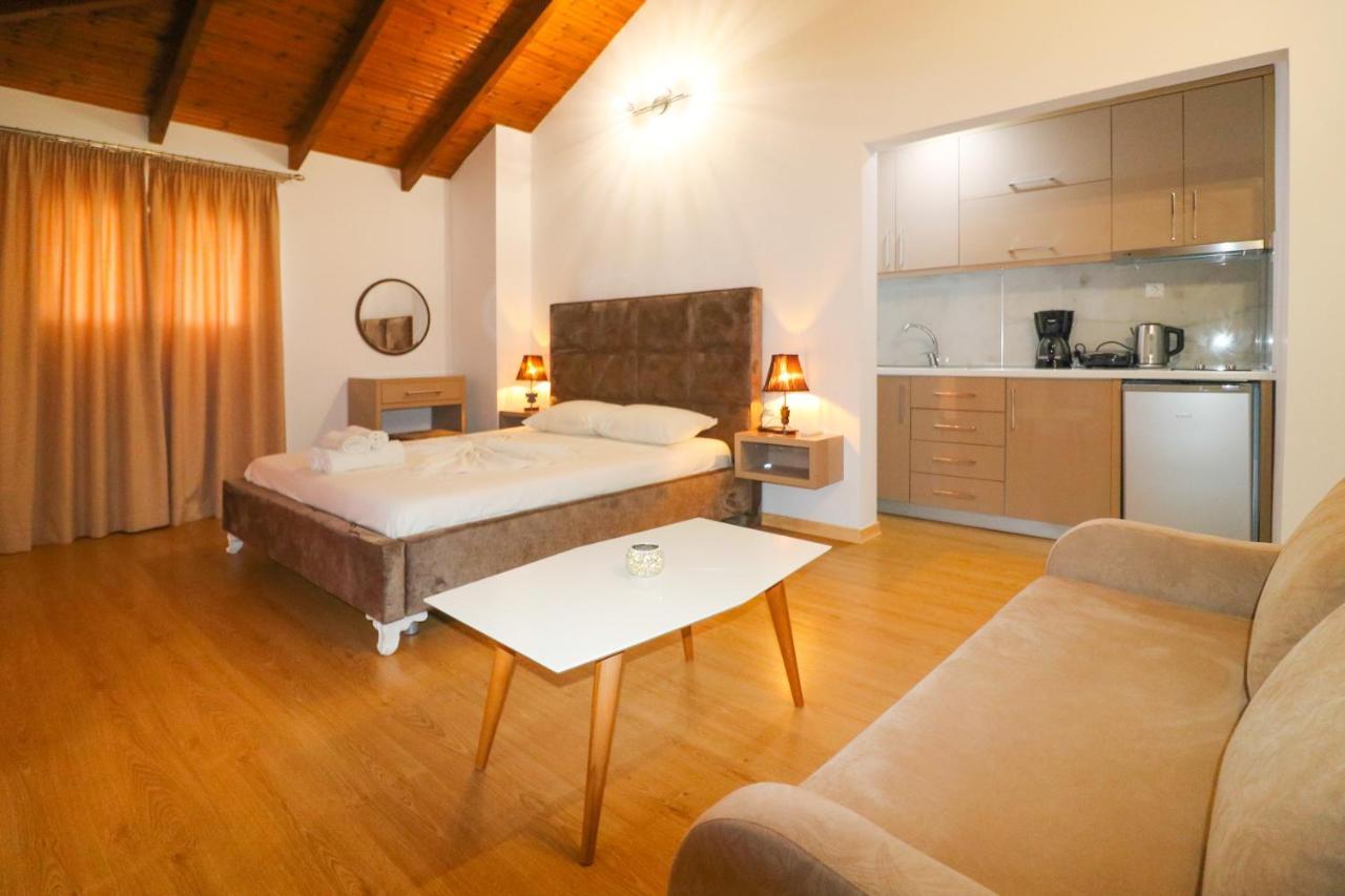 Lido Apartments Himare Exterior foto