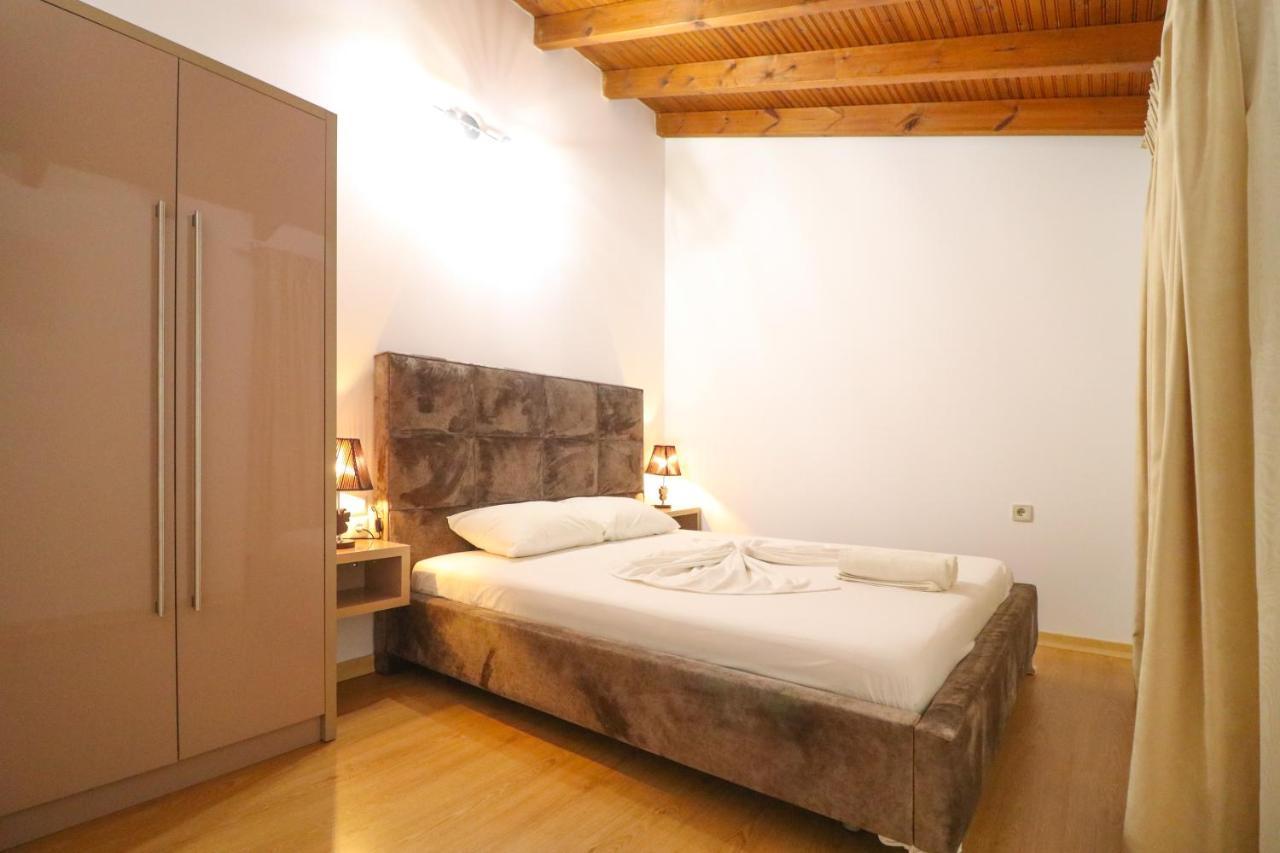 Lido Apartments Himare Exterior foto