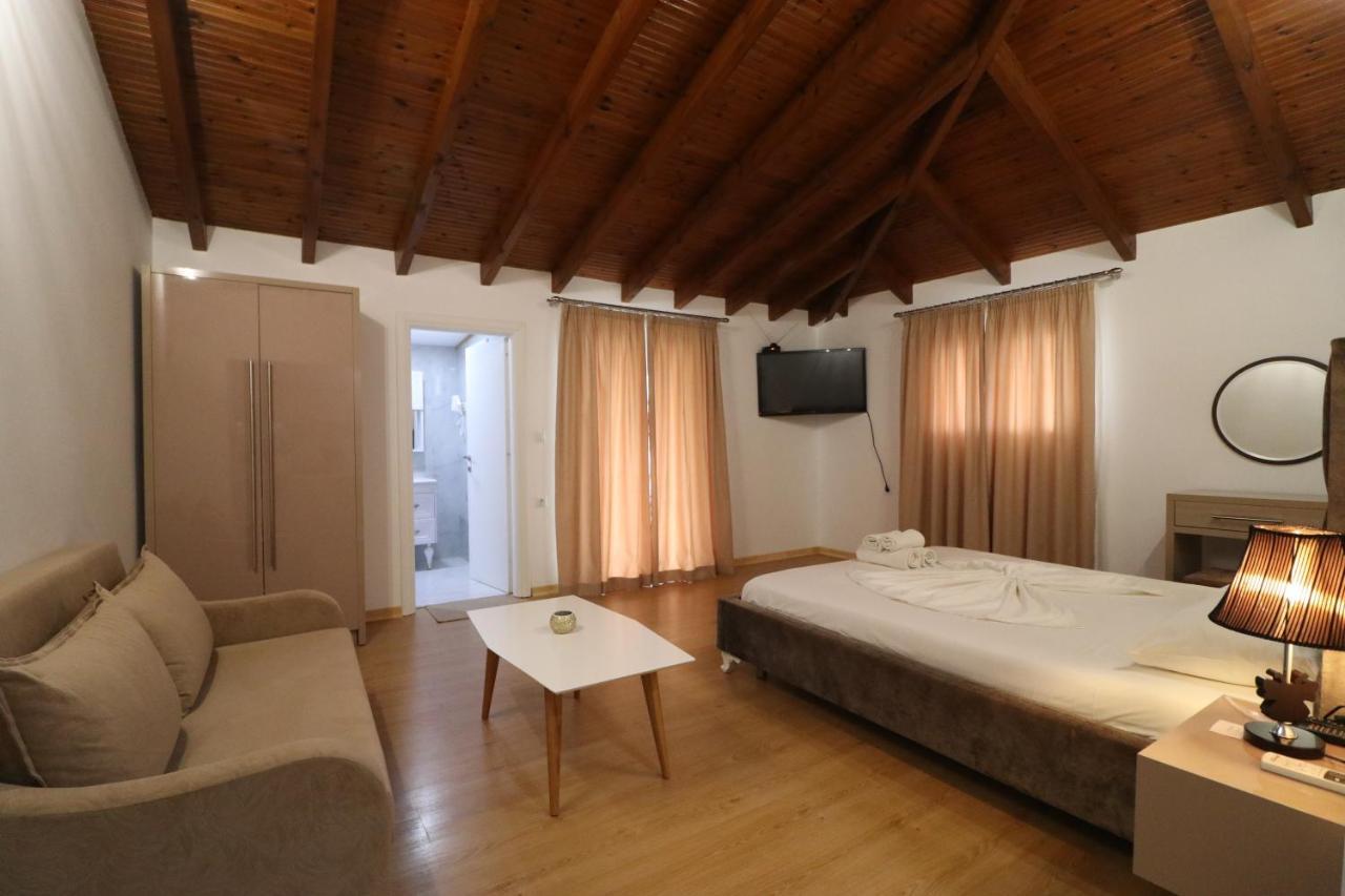 Lido Apartments Himare Exterior foto