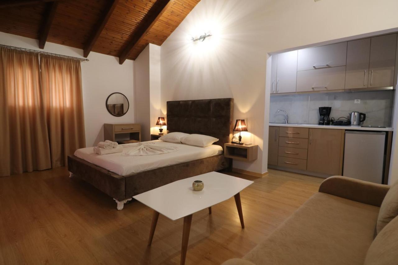 Lido Apartments Himare Exterior foto